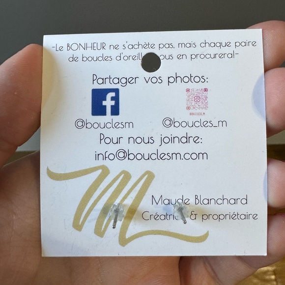 A Pair of Coffee Earrings for Coffee Lovers - Picture 3 of 3